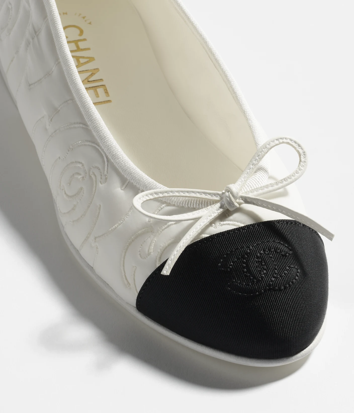 Chanel 2024/25 Métiers d’art Ballet flats - Image 2
